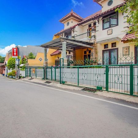OYO3217 Ts家庭旅馆 玛琅 外观 照片